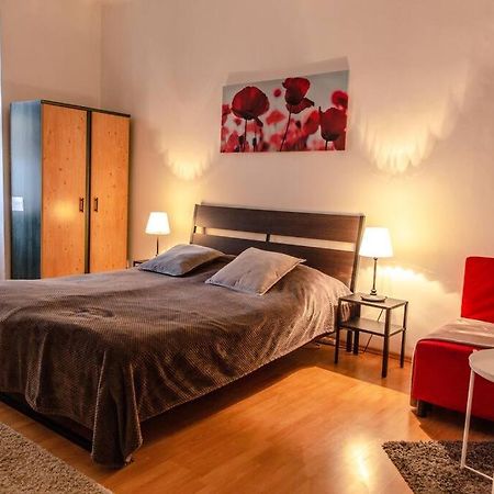 Cozy Apartment In Prague'S Best Area エクステリア 写真