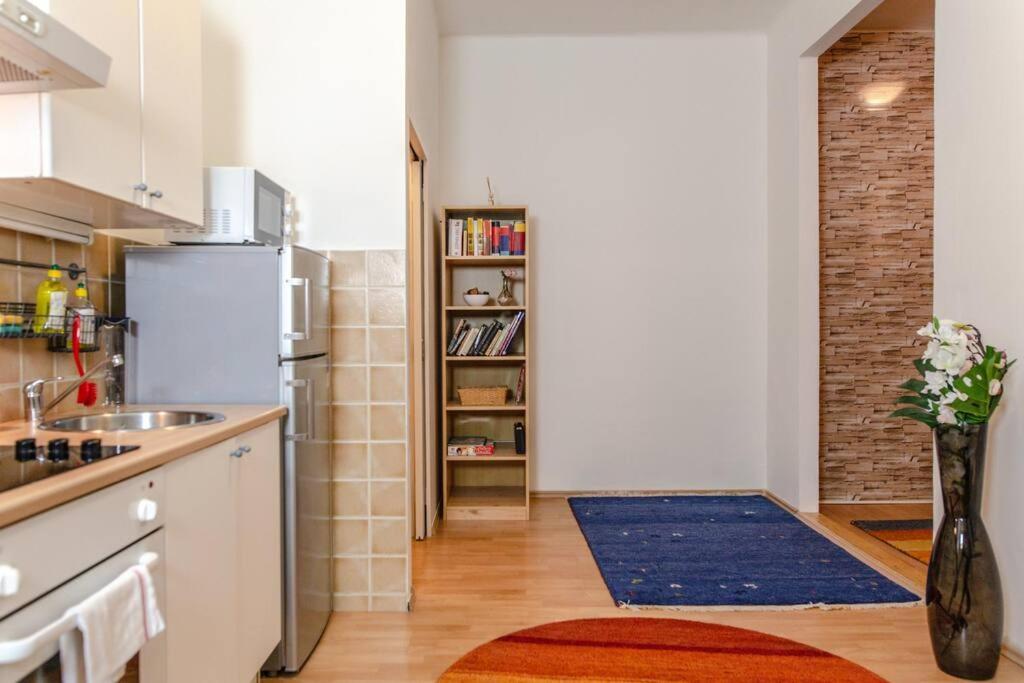 Cozy Apartment In Prague'S Best Area エクステリア 写真
