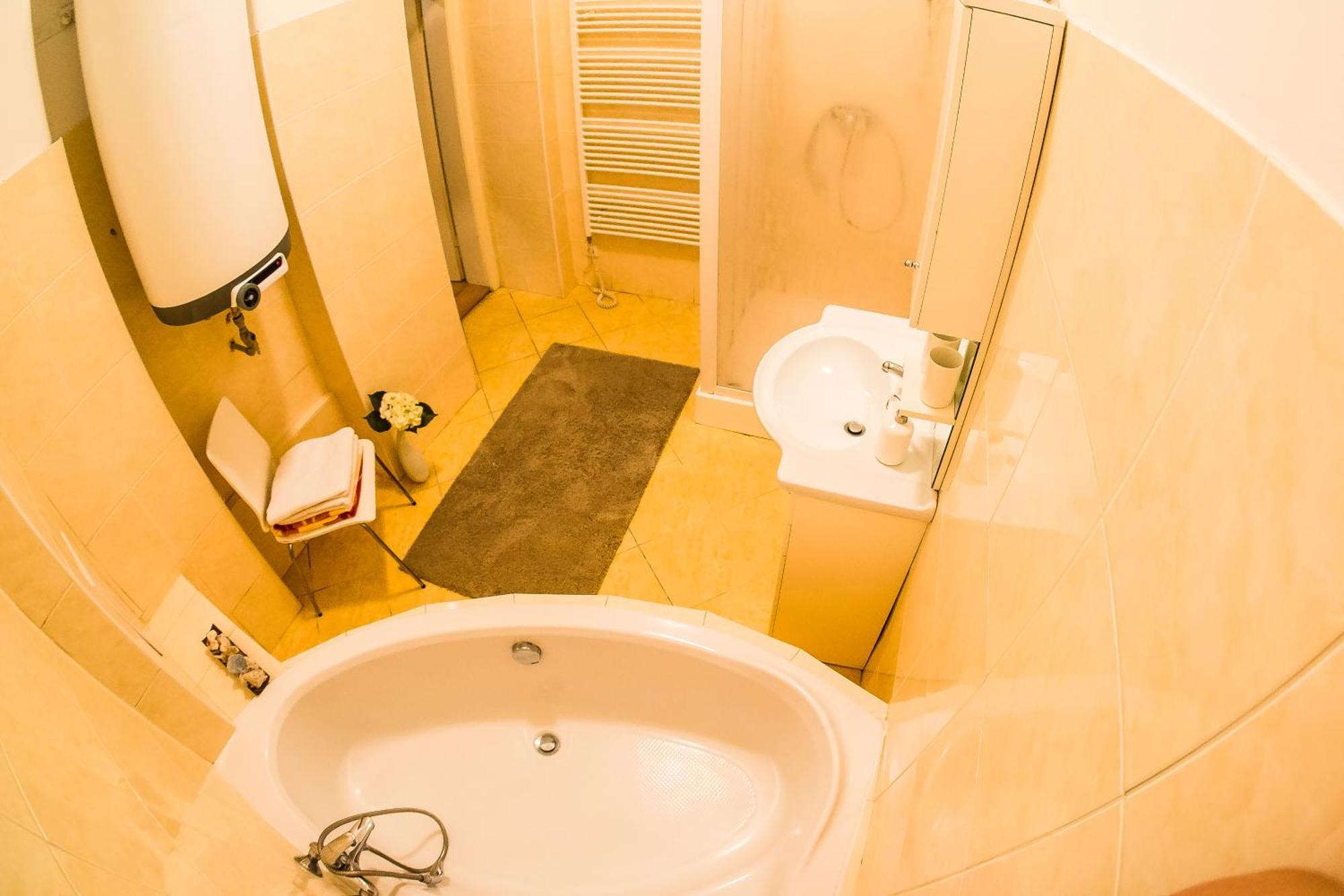 Cozy Apartment In Prague'S Best Area エクステリア 写真